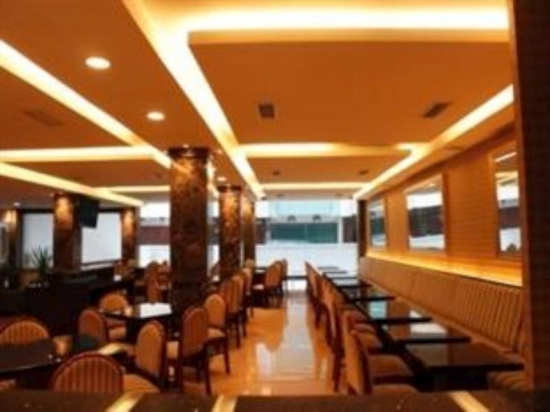 Grand Sakura Hotel Medan Exterior photo